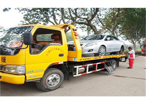 左家庄附近24小时汽车拖车服务热线