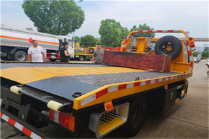 左家庄附近拖车电话号码服务